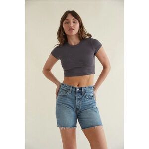 Levi’s | NWT 501 Mid Thigh Shorts Medium Wash Odeon Size 26